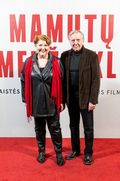 Larisa Kalpokaitė, Jonas Bra&scaron;kys