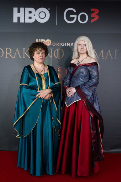 HBO serialo &bdquo;Drakono namai&ldquo; antrojo sezono premjera