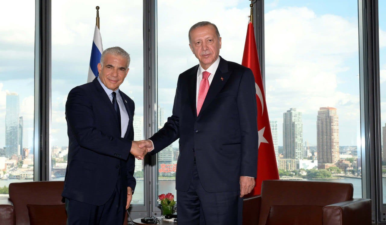 Niujorke įvyko pirmasis per 14 metų Izraelio premjero ir Turkijos prezidento susitikimas
